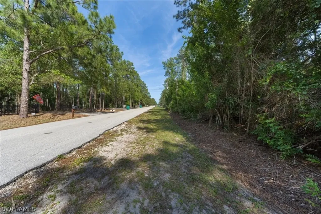 5080 Hickory Wood Drive Naples FL 34119