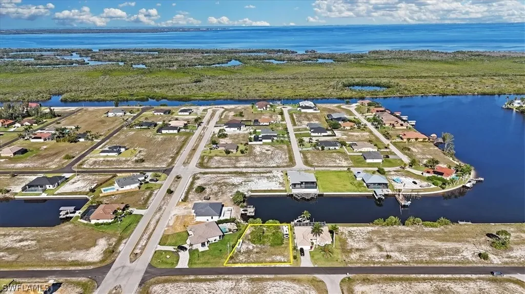 3208 NW 45th Place Cape Coral FL 33993