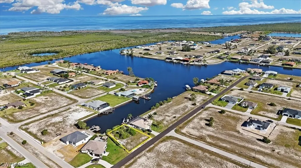 3208 NW 45th Place Cape Coral FL 33993