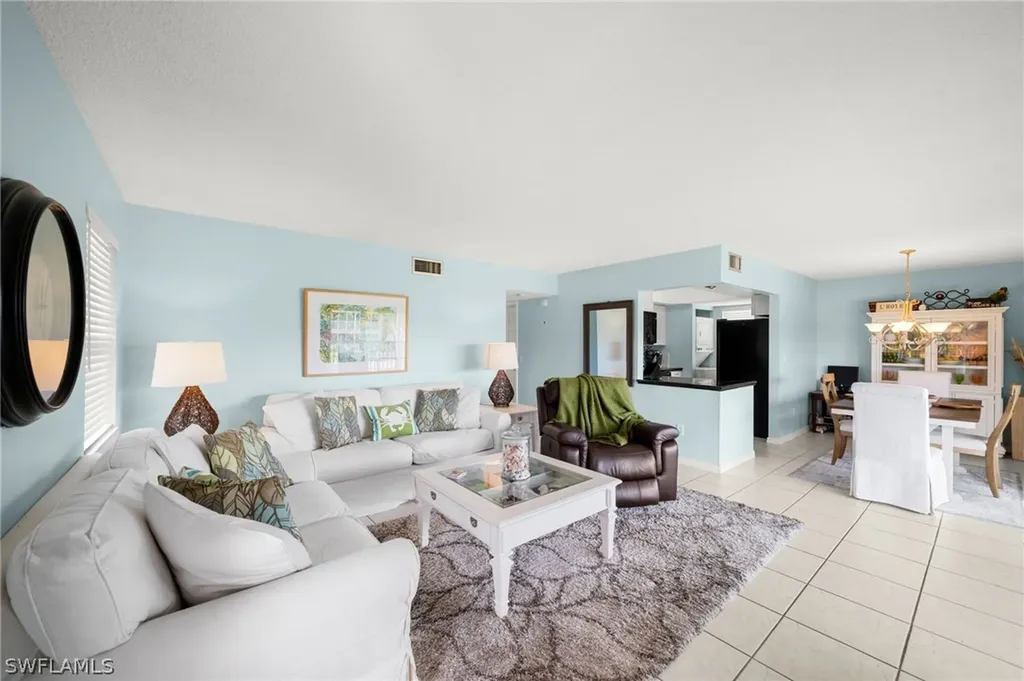 1400 Pompei Lane Naples FL 34103