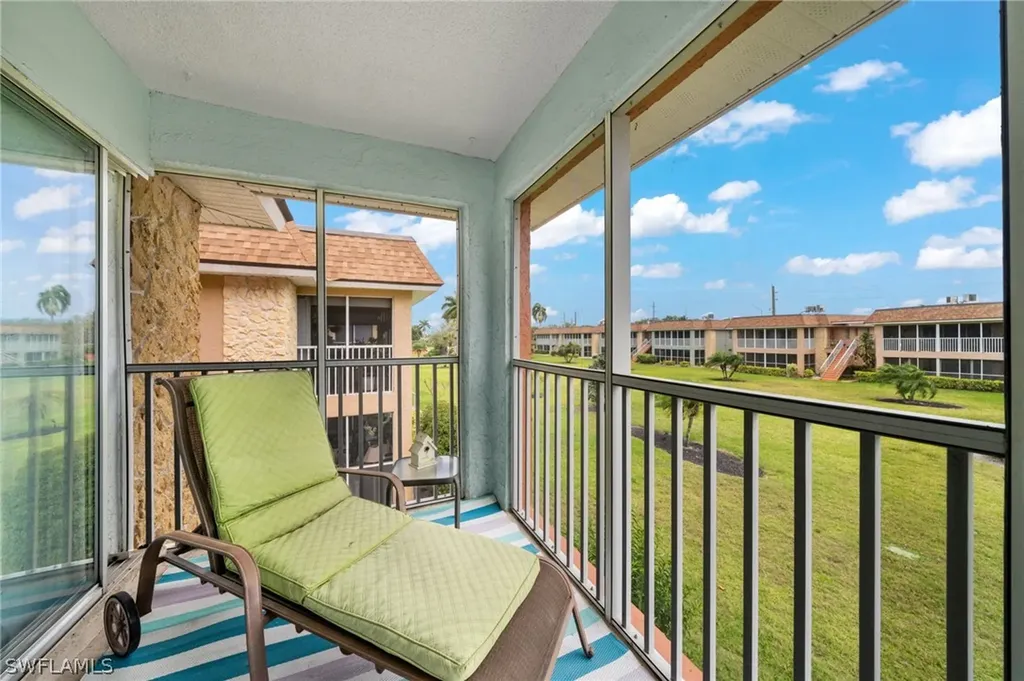 1400 Pompei Lane Naples FL 34103