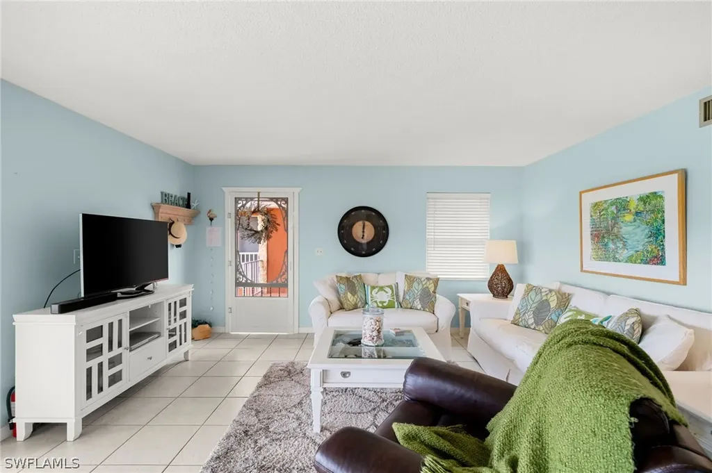 1400 Pompei Lane Naples FL 34103