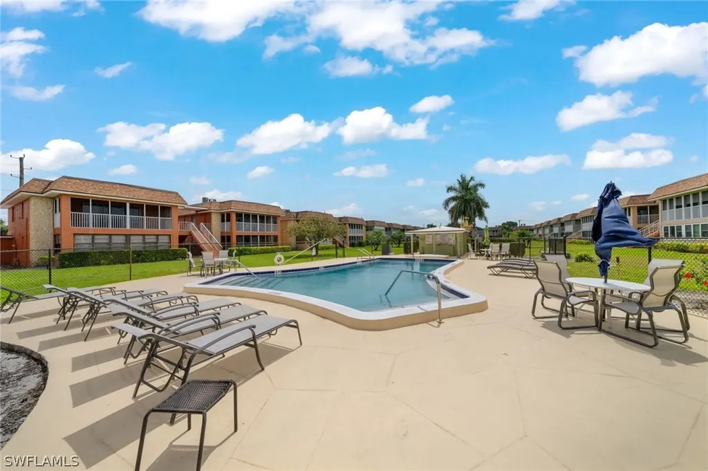 1400 Pompei Lane Naples FL 34103