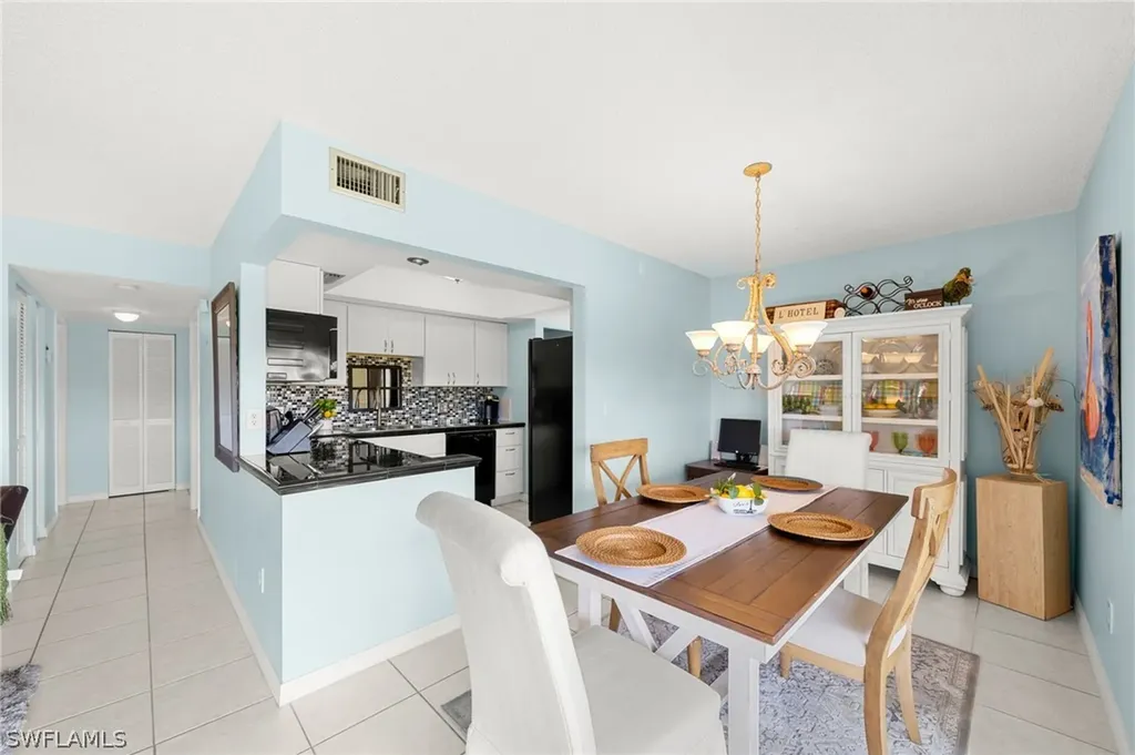 1400 Pompei Lane Naples FL 34103