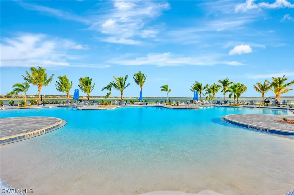 18469 Wildblue Boulevard Fort Myers FL 33913