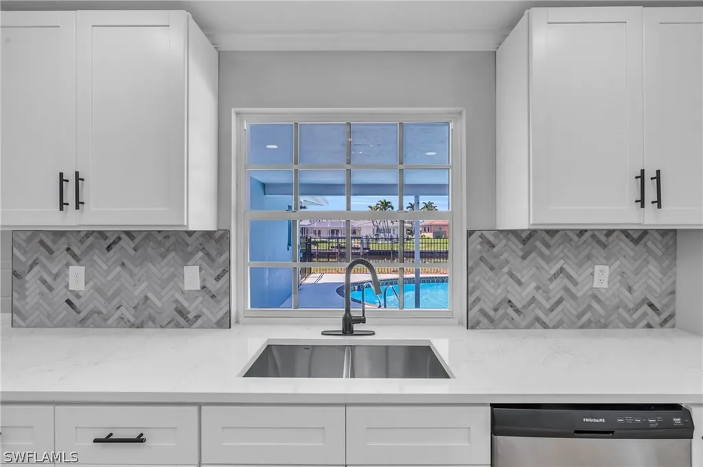 5230 Sarasota Court Cape Coral FL 33904