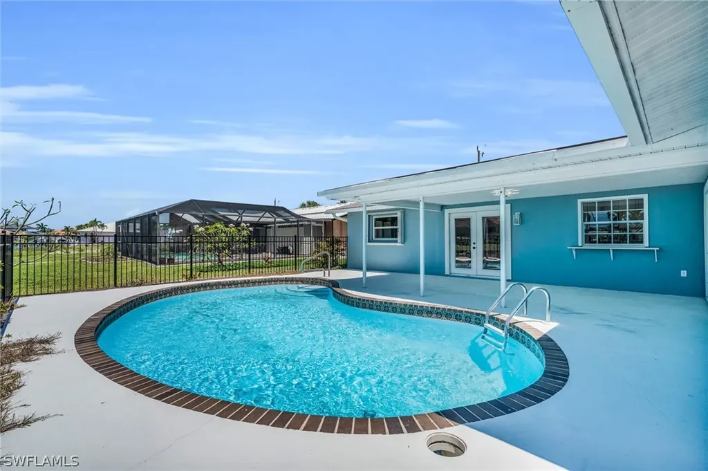 5230 Sarasota Court Cape Coral FL 33904