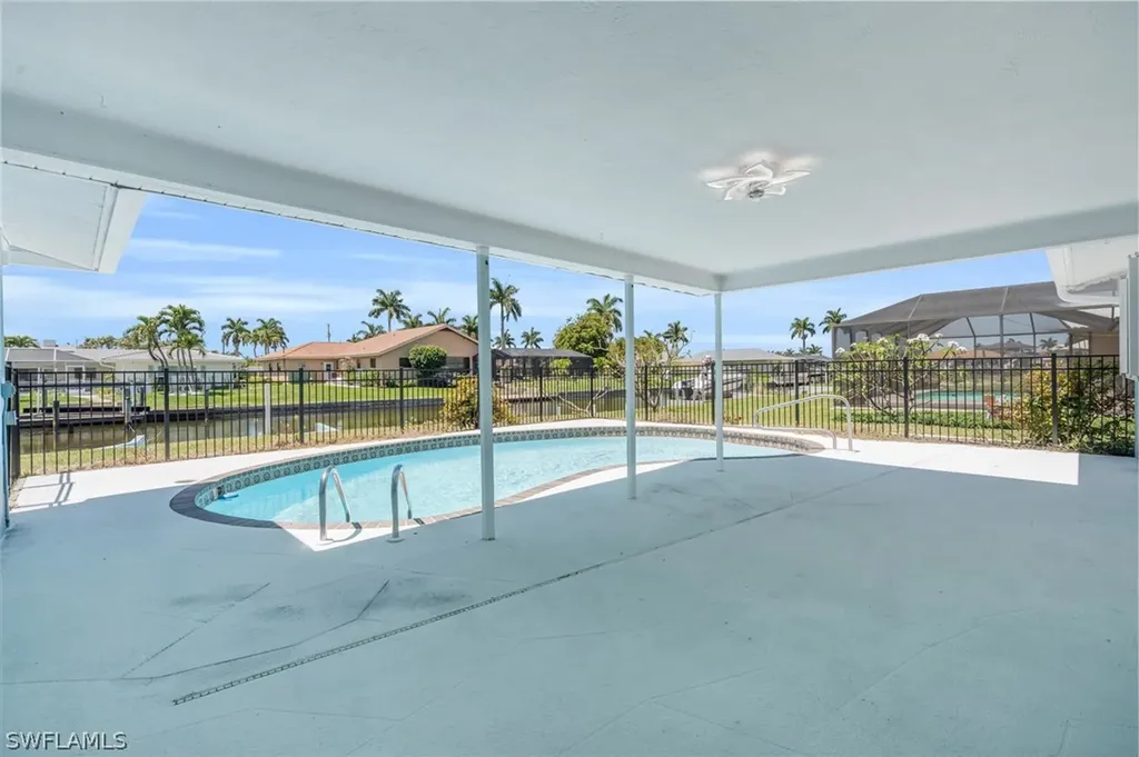 5230 Sarasota Court Cape Coral FL 33904