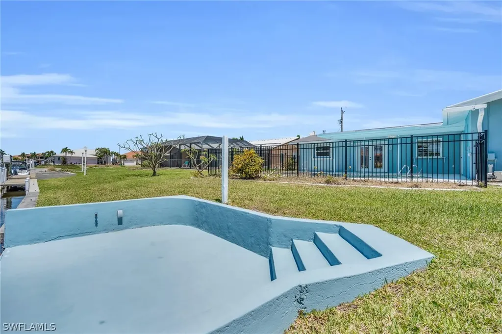 5230 Sarasota Court Cape Coral FL 33904