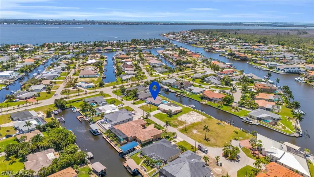 5230 Sarasota Court Cape Coral FL 33904