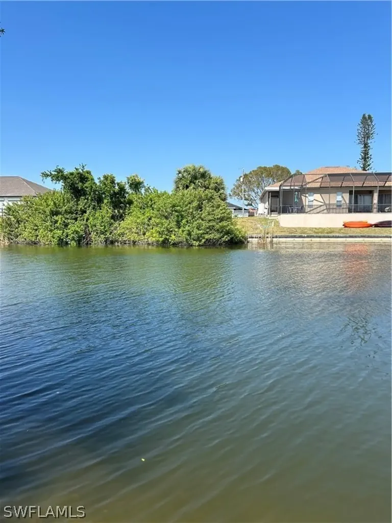 628 NW 3rd Avenue Cape Coral FL 33993