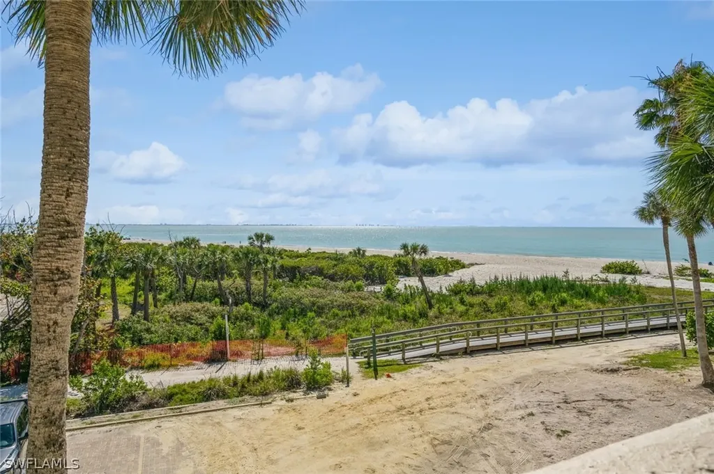 979 E Gulf Drive Sanibel FL 33914