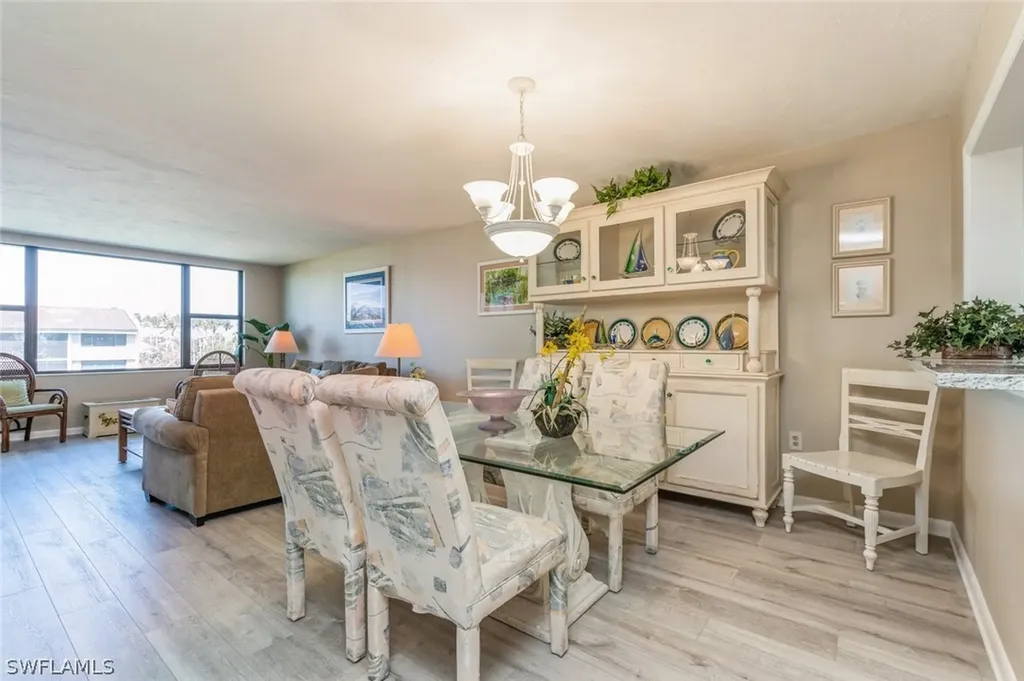 979 E Gulf Drive Sanibel FL 33914