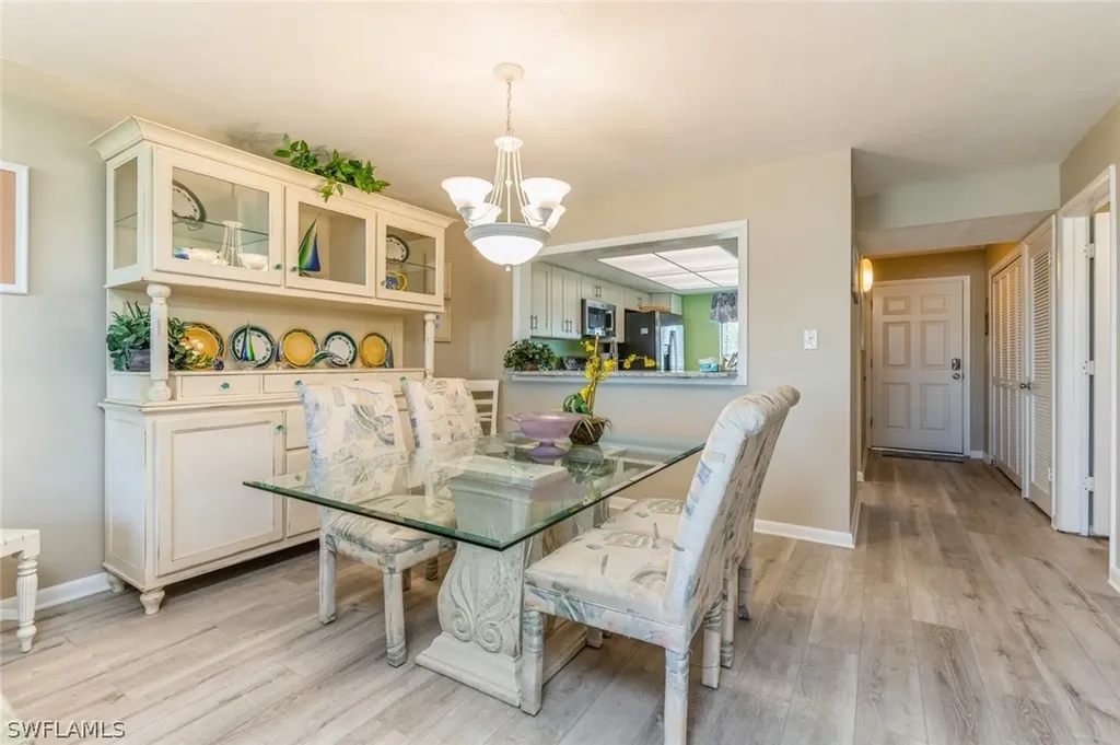 979 E Gulf Drive Sanibel FL 33914