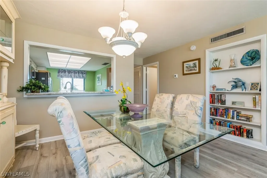 979 E Gulf Drive Sanibel FL 33914