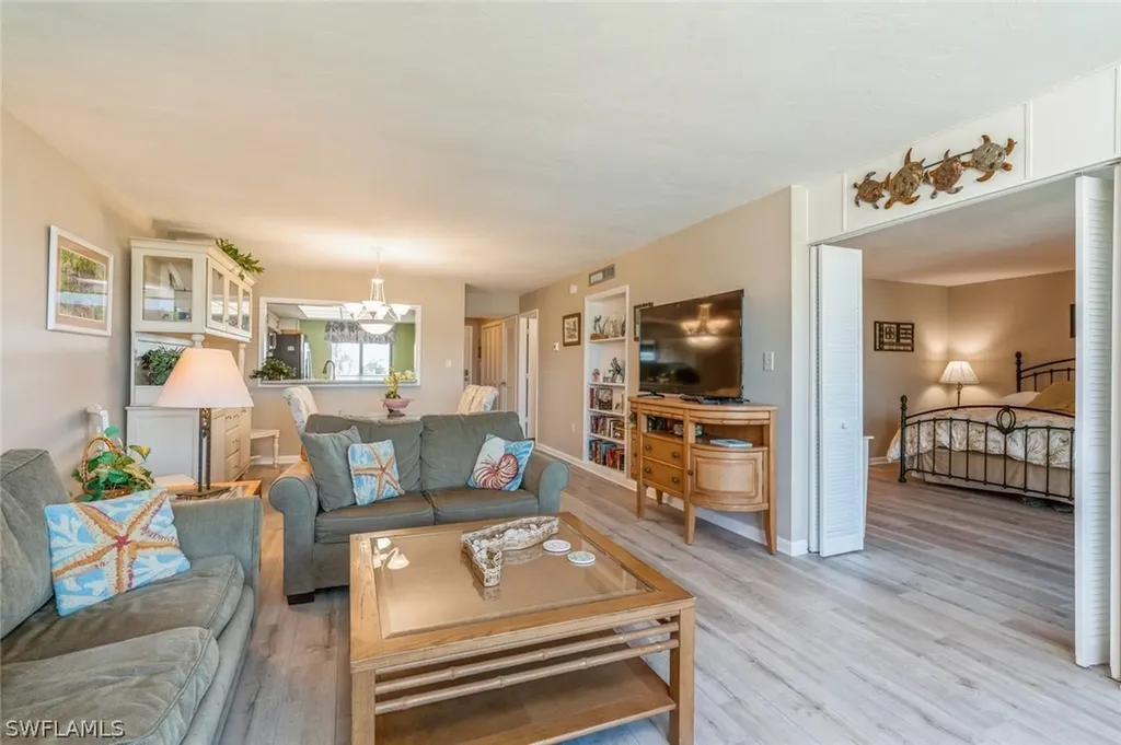 979 E Gulf Drive Sanibel FL 33914