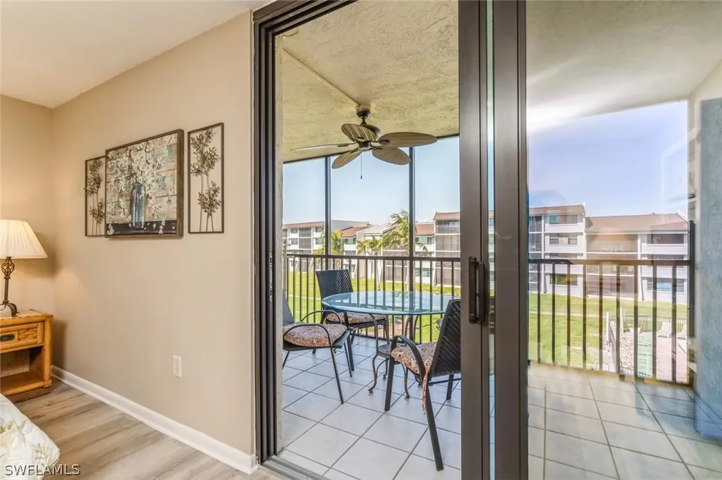 979 E Gulf Drive Sanibel FL 33914