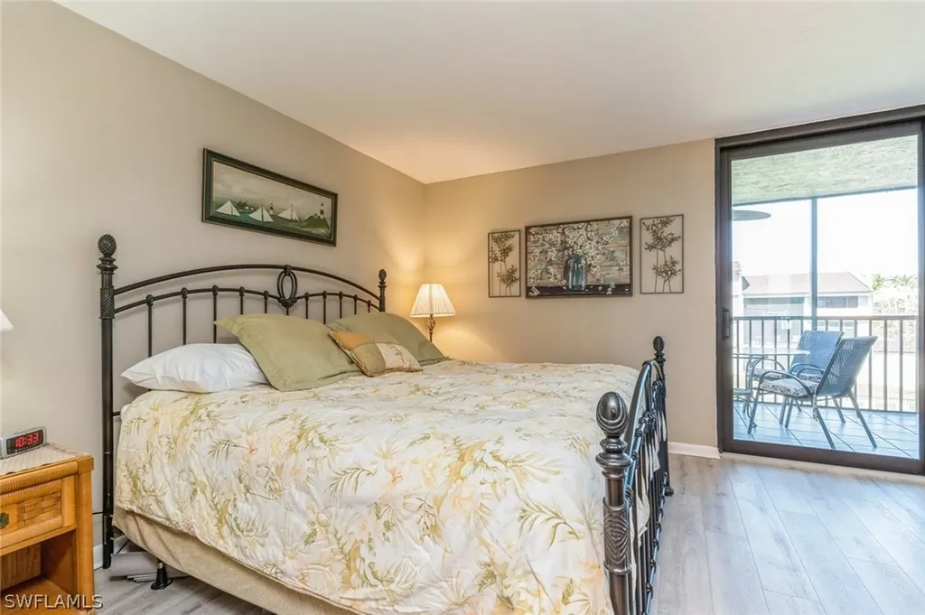 979 E Gulf Drive Sanibel FL 33914