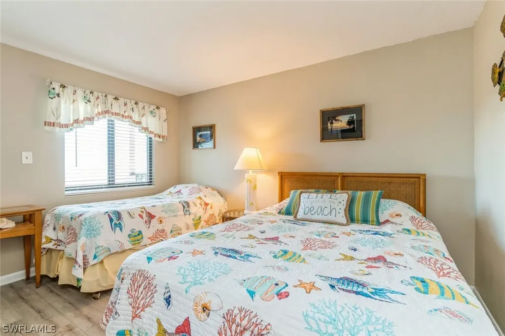 979 E Gulf Drive Sanibel FL 33914
