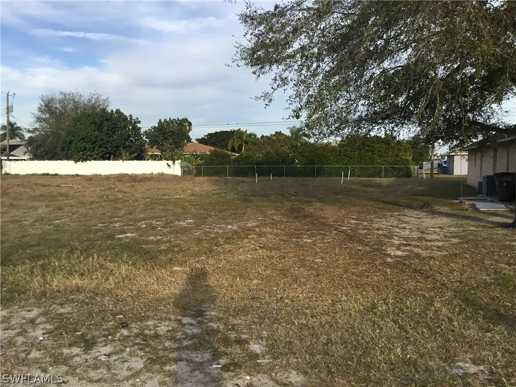4145 SW 7th Place Cape Coral FL 33914