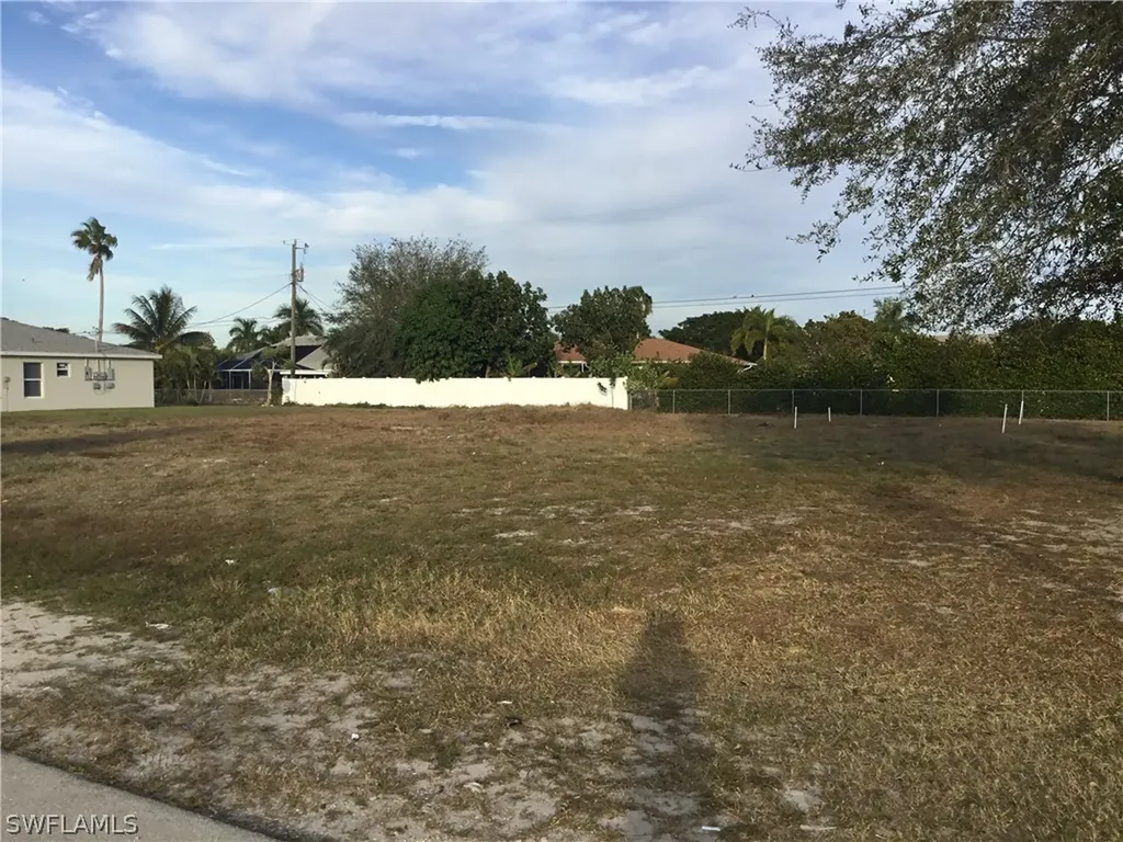 4145 SW 7th Place Cape Coral FL 33914