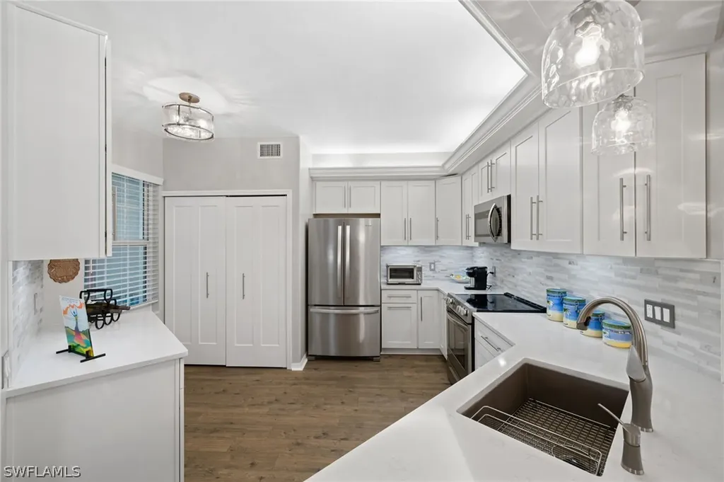 9251 Spring Run Boulevard Estero FL 34135