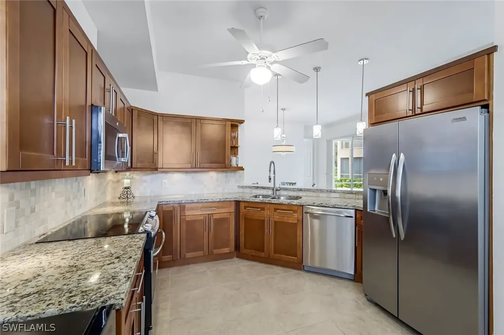 1570 Clermont Drive Naples FL 34109