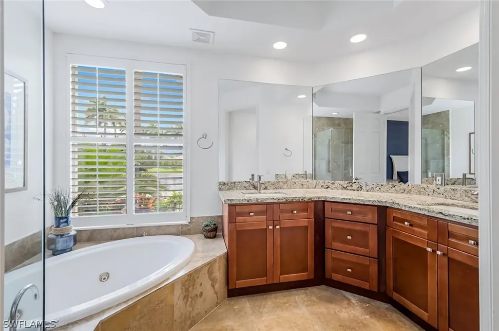 1570 Clermont Drive Naples FL 34109