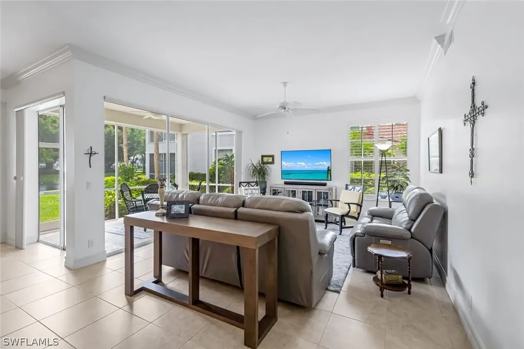 1570 Clermont Drive Naples FL 34109