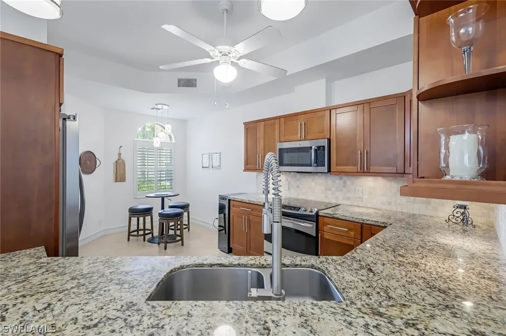 1570 Clermont Drive Naples FL 34109