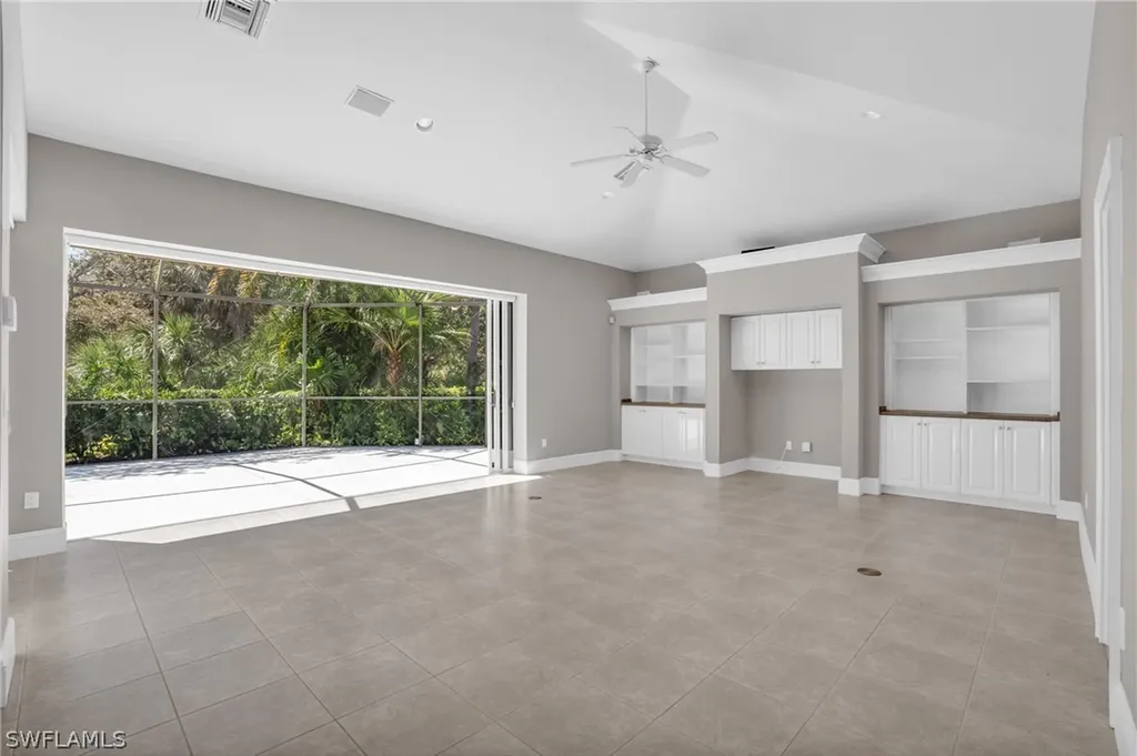199 Cheshire Way Naples FL 34110