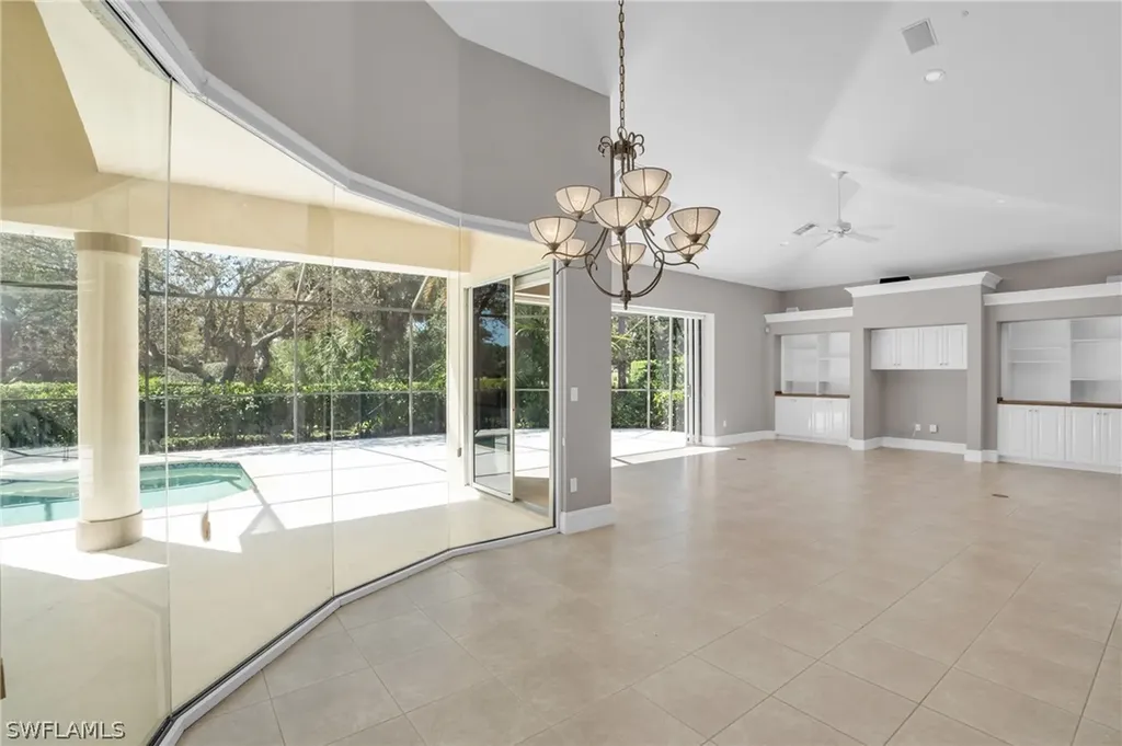 199 Cheshire Way Naples FL 34110