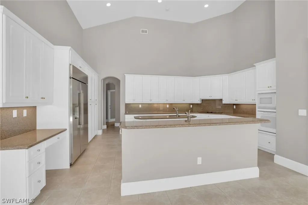 199 Cheshire Way Naples FL 34110