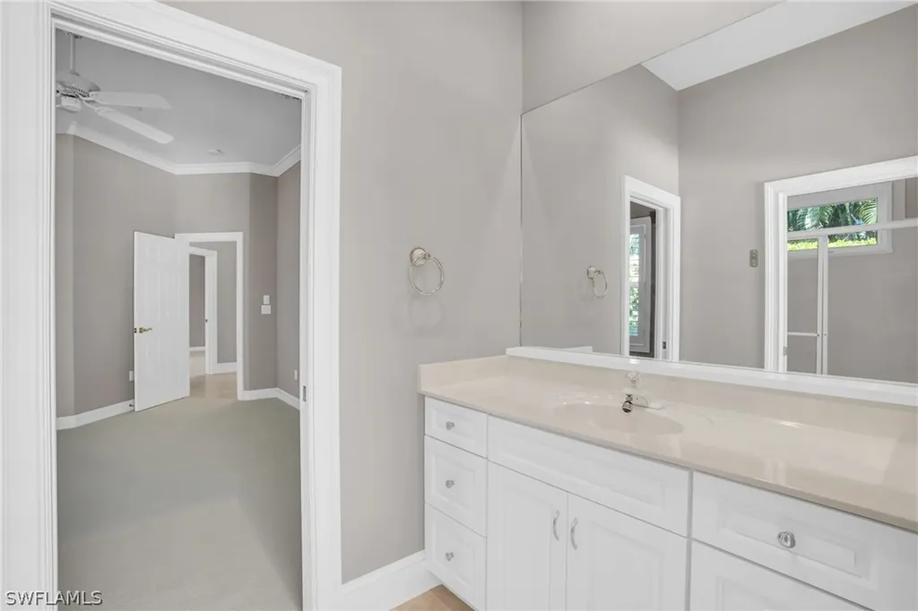 199 Cheshire Way Naples FL 34110