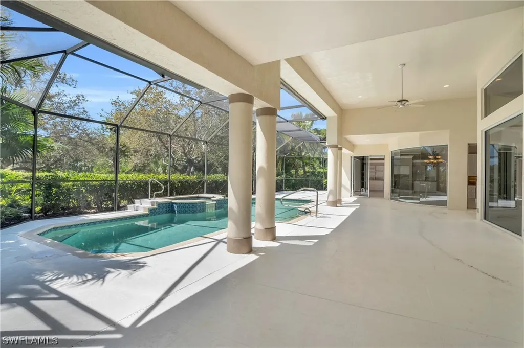 199 Cheshire Way Naples FL 34110