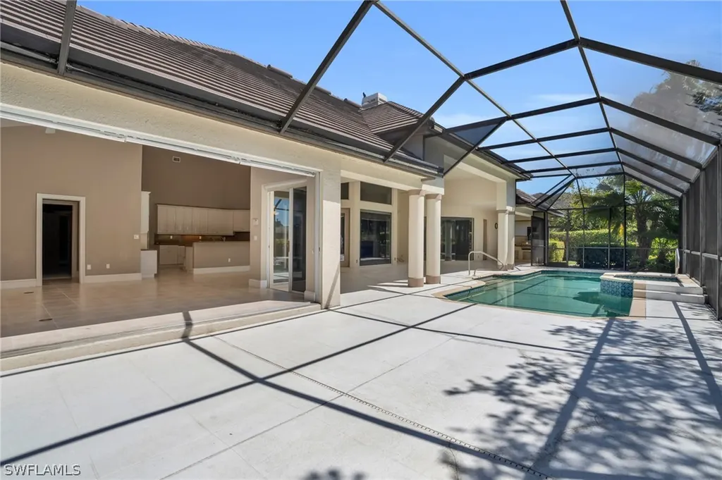 199 Cheshire Way Naples FL 34110