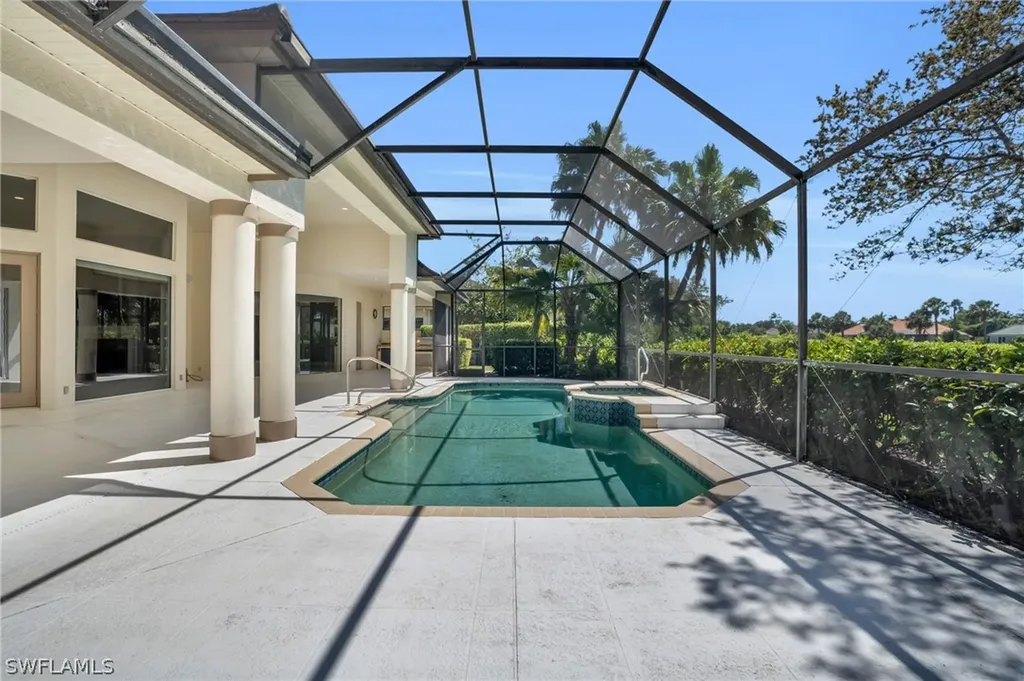 199 Cheshire Way Naples FL 34110