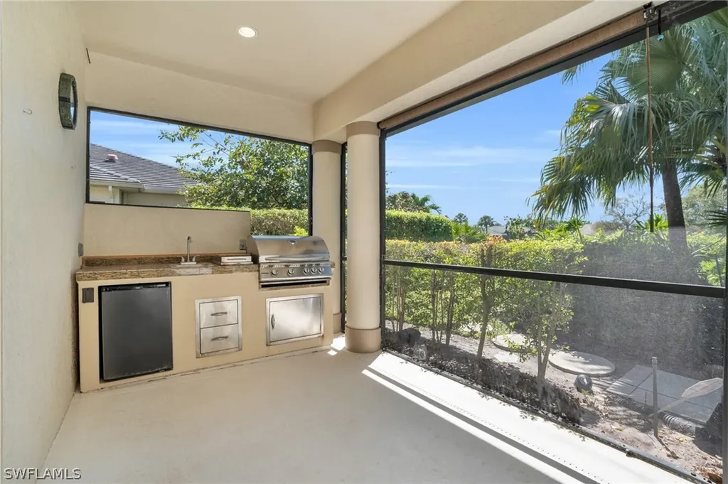 199 Cheshire Way Naples FL 34110
