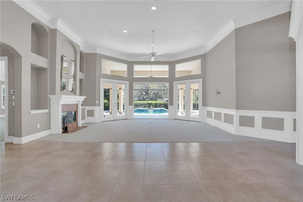 199 Cheshire Way Naples FL 34110