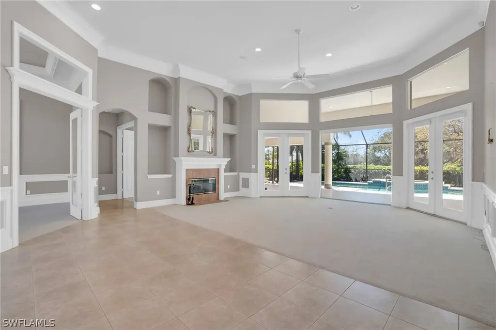 199 Cheshire Way Naples FL 34110