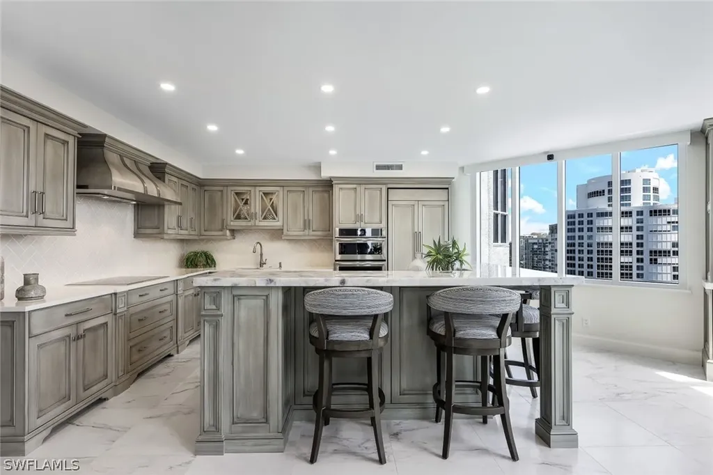 4041 Gulf Shore Boulevard N Naples FL 34103