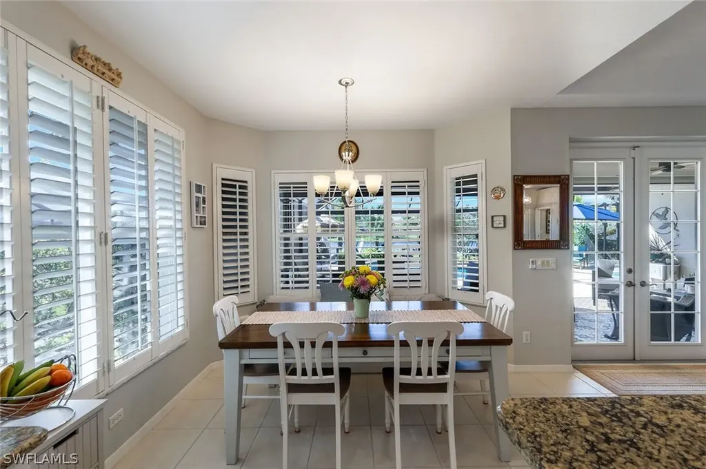 10911 Longshore Way E Naples FL 34119