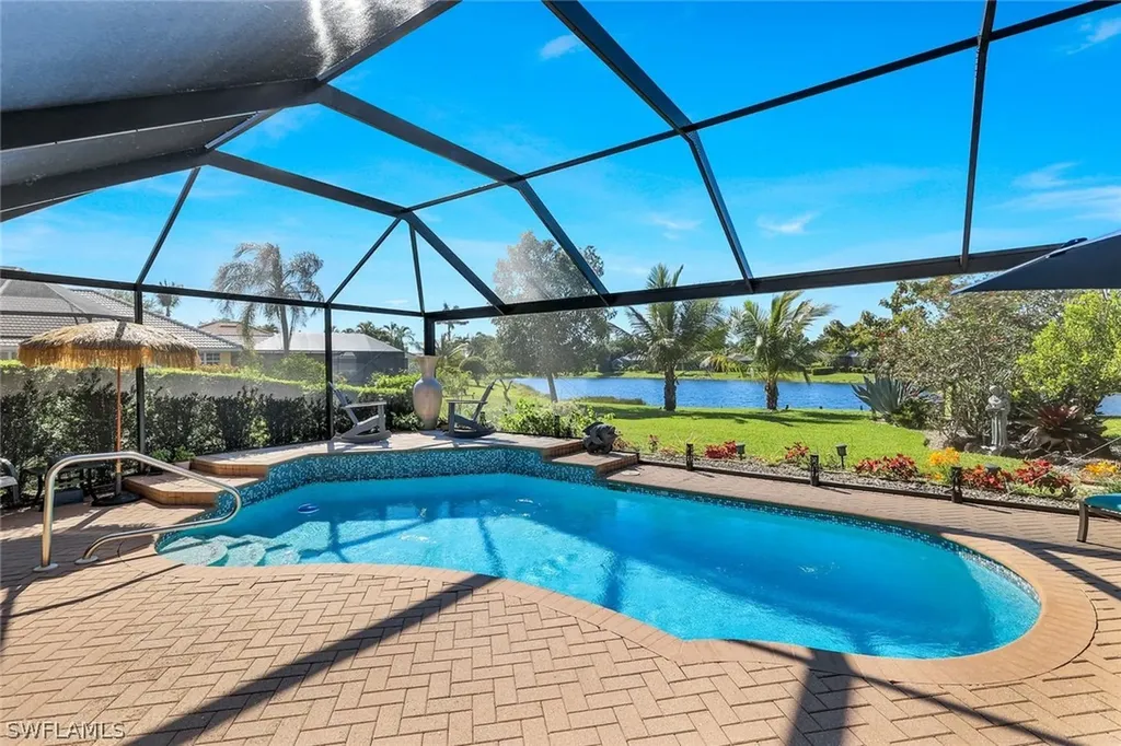10911 Longshore Way E Naples FL 34119