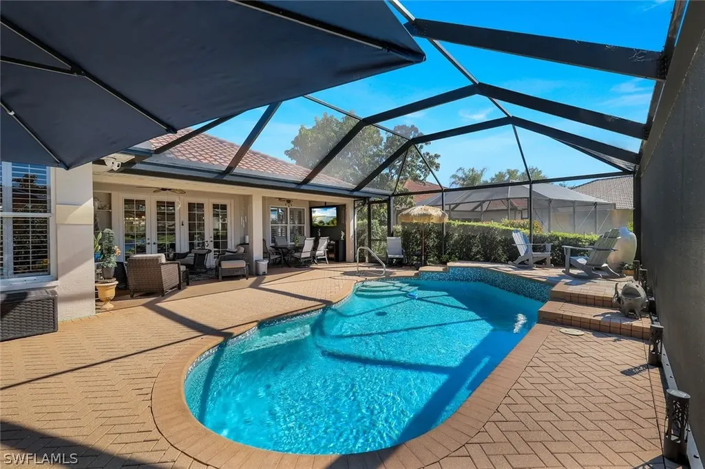 10911 Longshore Way E Naples FL 34119