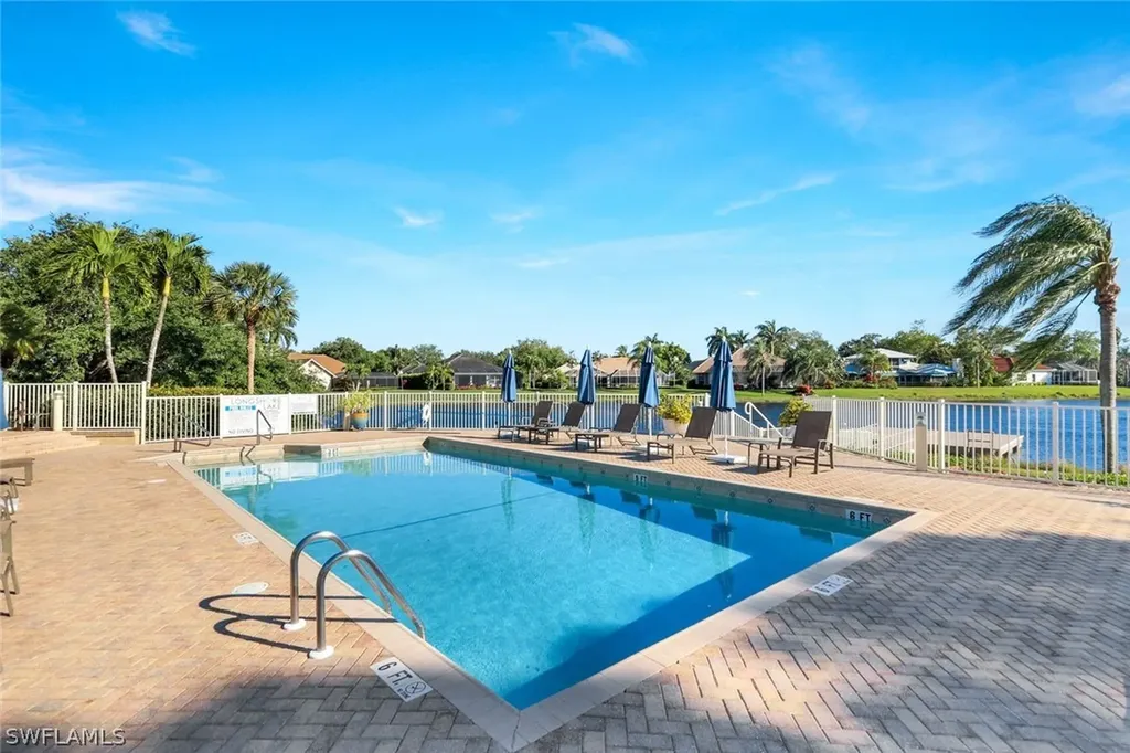 10911 Longshore Way E Naples FL 34119