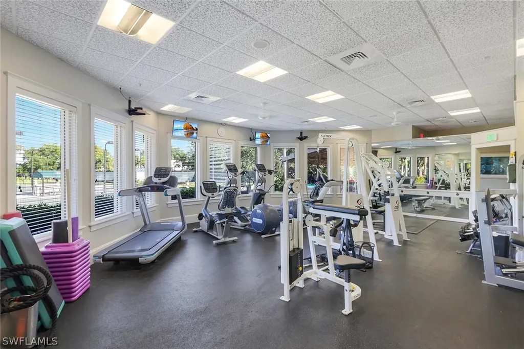 10911 Longshore Way E Naples FL 34119