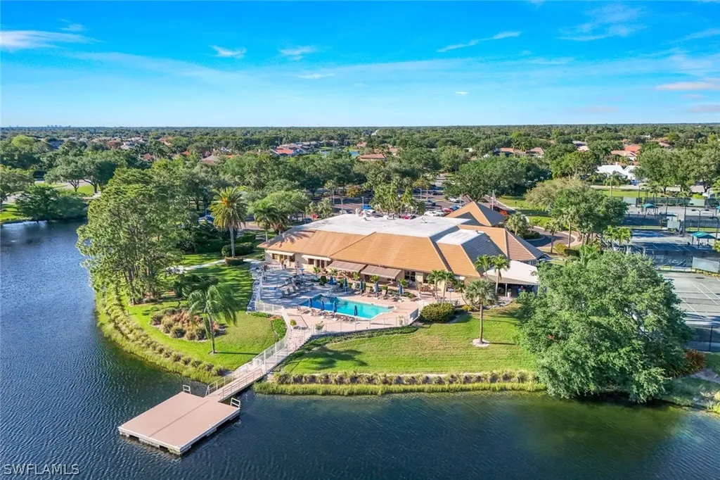 10911 Longshore Way E Naples FL 34119