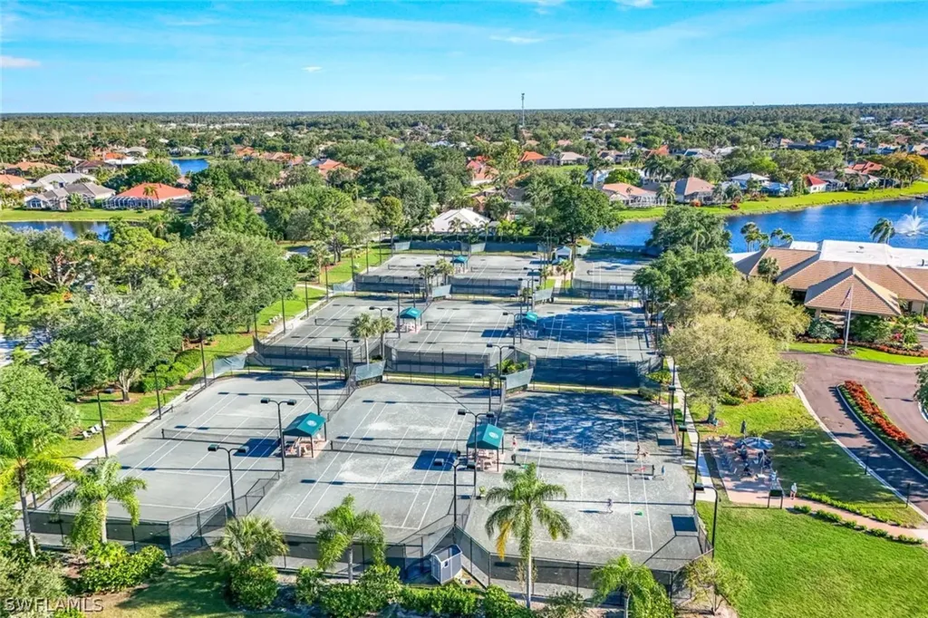 10911 Longshore Way E Naples FL 34119