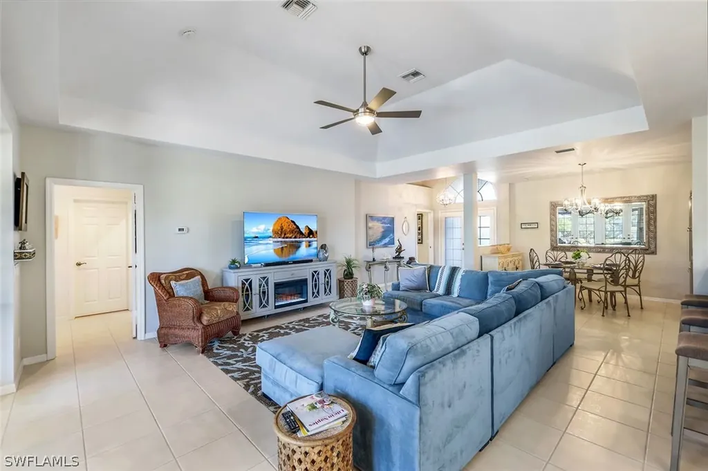 10911 Longshore Way E Naples FL 34119