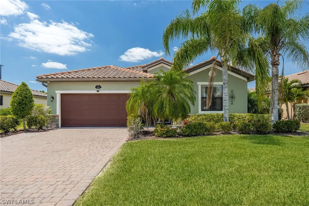 2780 Via Piazza Loop Fort Myers FL 33905